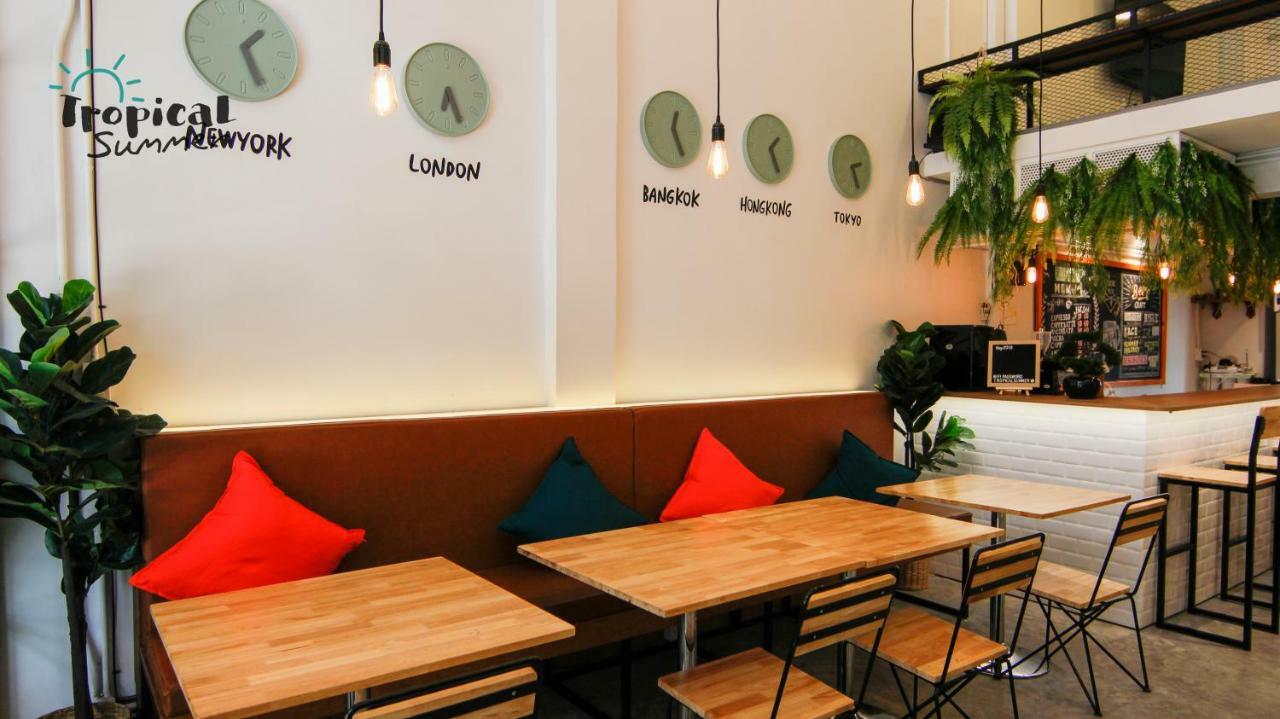 Tropical Summer Hostel Bangkok Dış mekan fotoğraf